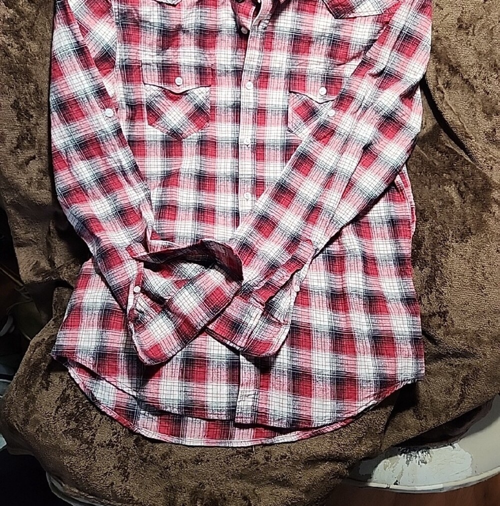 Men's Red Plaid Button-Up Shirt - Classic Style American Rag Large 100% Cotton